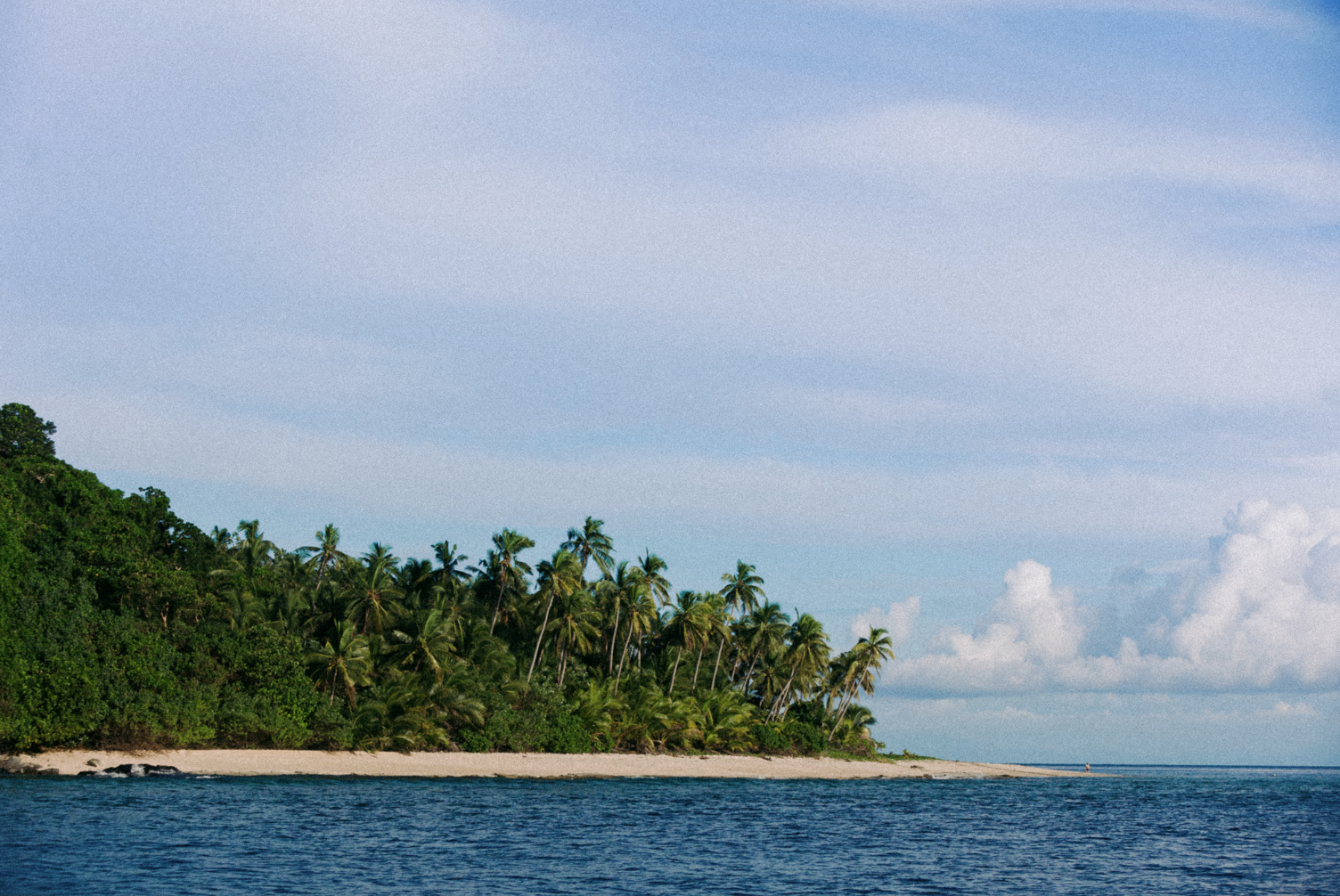 beach in Fiji